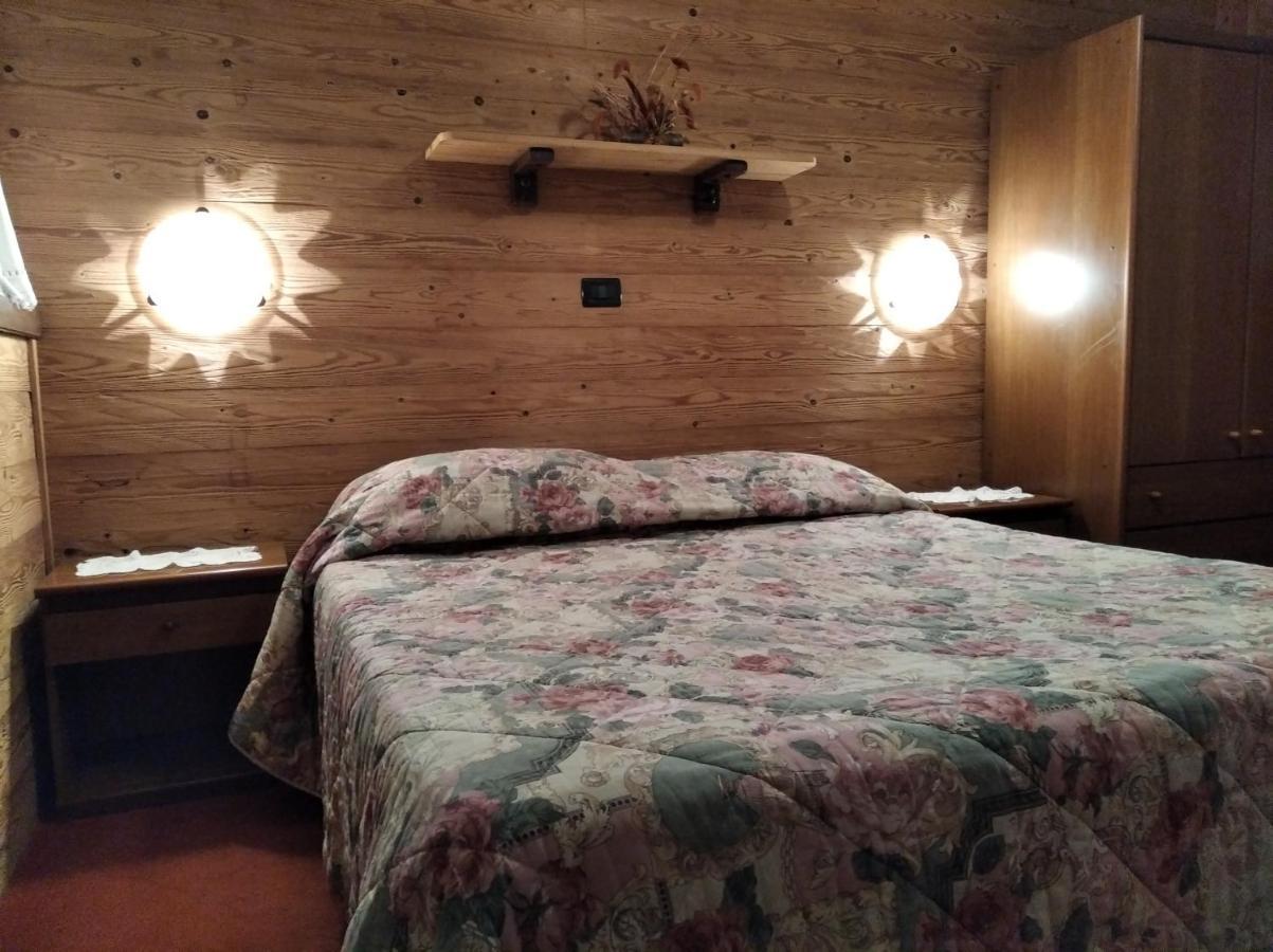 Albergo Martinet Vernante Zewnętrze zdjęcie
