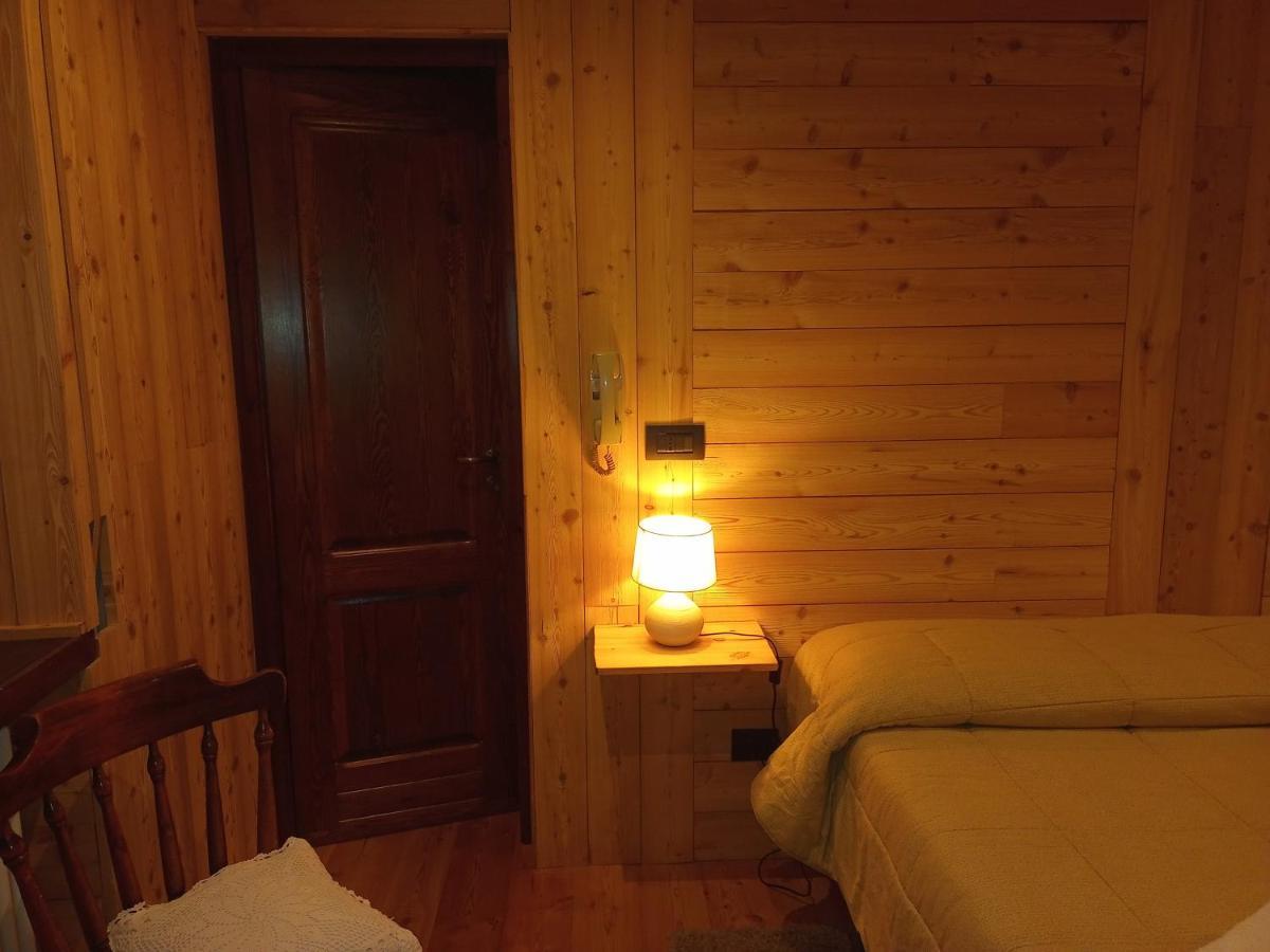 Albergo Martinet Vernante Zewnętrze zdjęcie