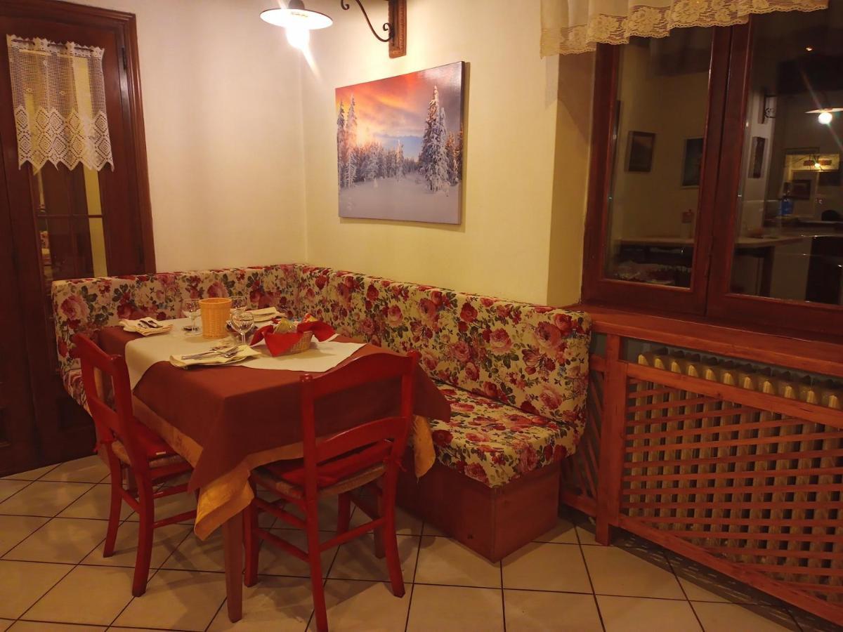 Albergo Martinet Vernante Zewnętrze zdjęcie