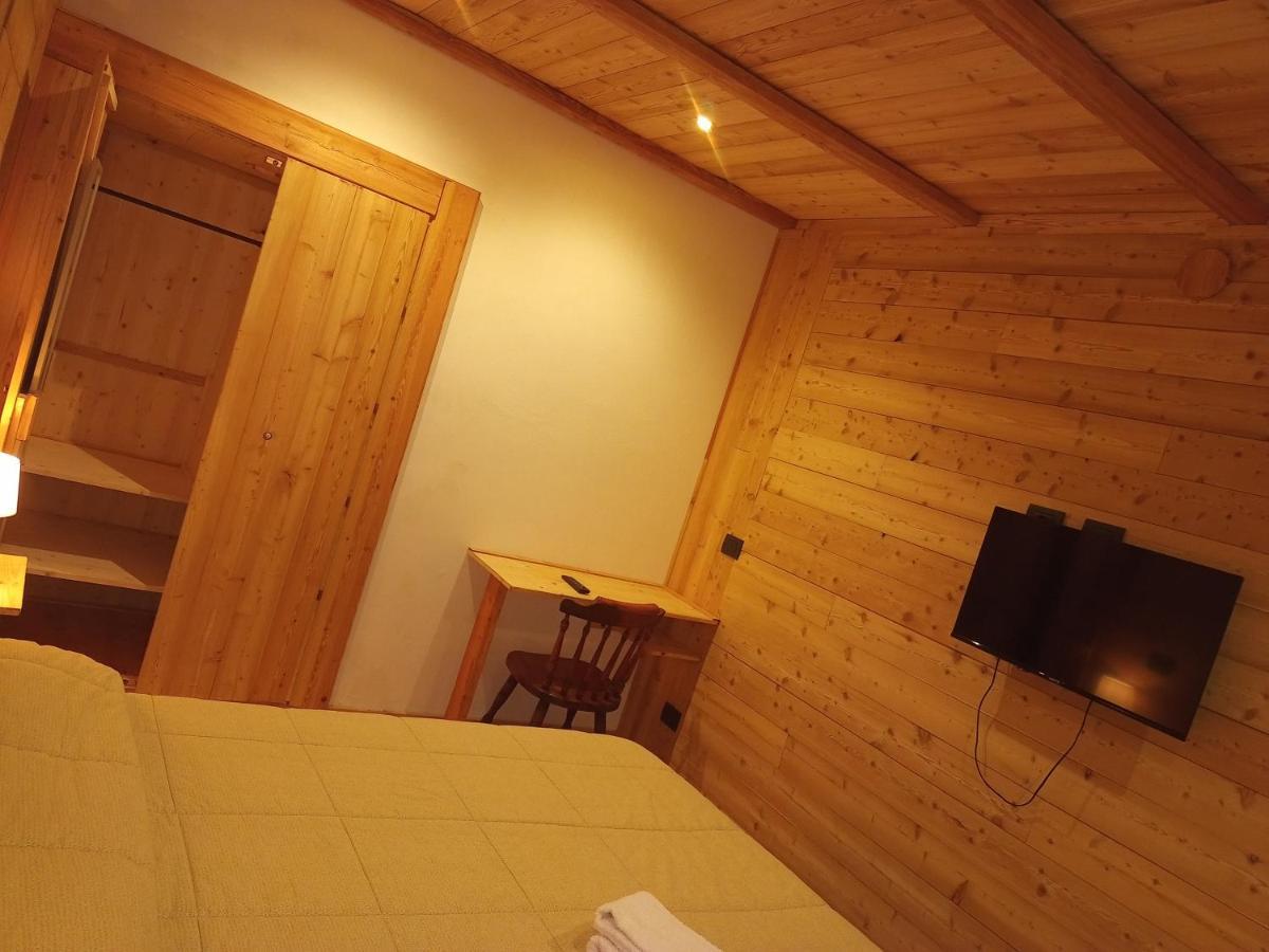Albergo Martinet Vernante Zewnętrze zdjęcie