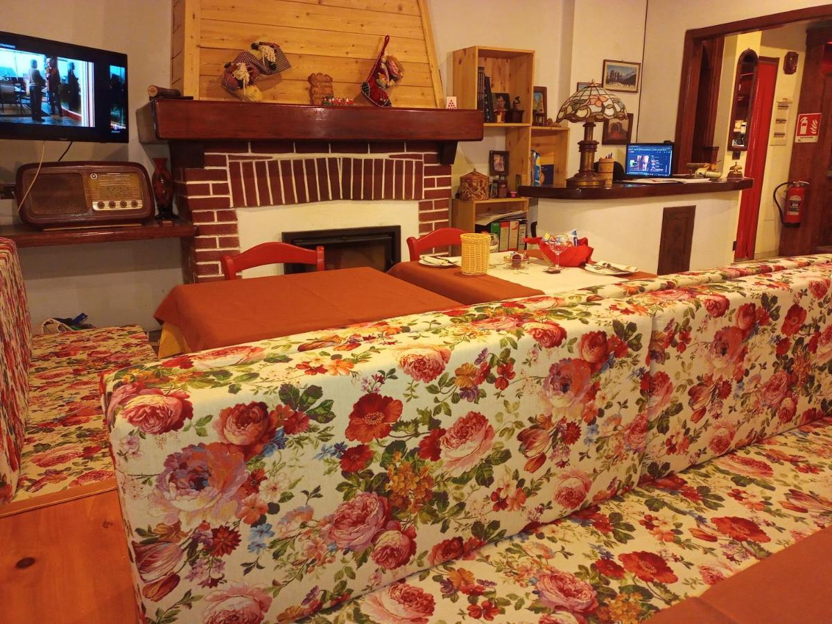 Albergo Martinet Vernante Zewnętrze zdjęcie