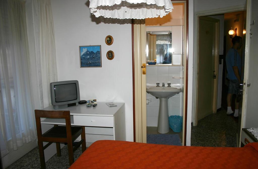 Albergo Martinet Vernante Pokój zdjęcie