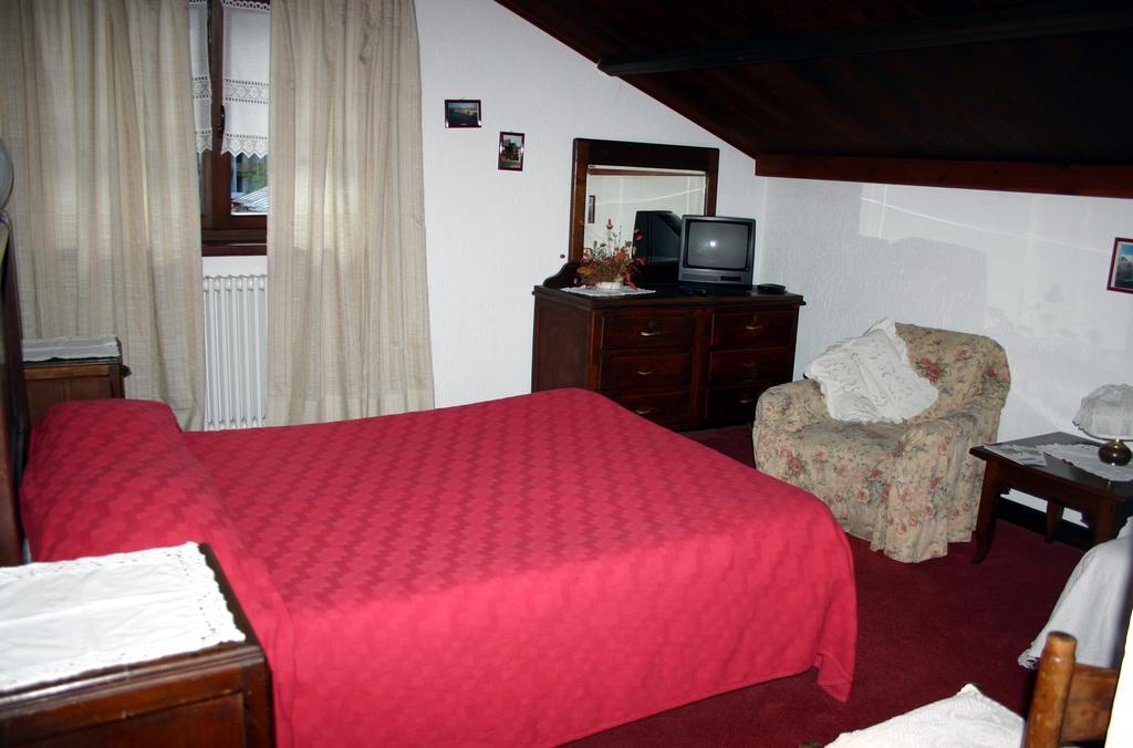 Albergo Martinet Vernante Zewnętrze zdjęcie
