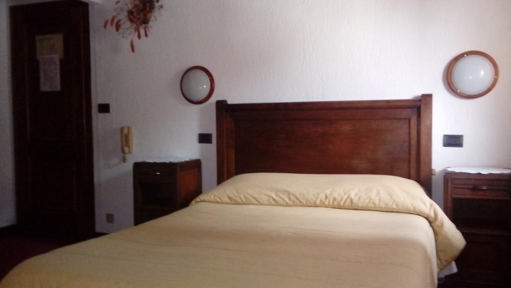 Albergo Martinet Vernante Zewnętrze zdjęcie